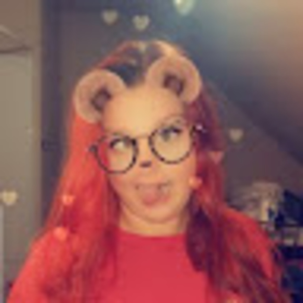 Meet your Posher, Caitlin